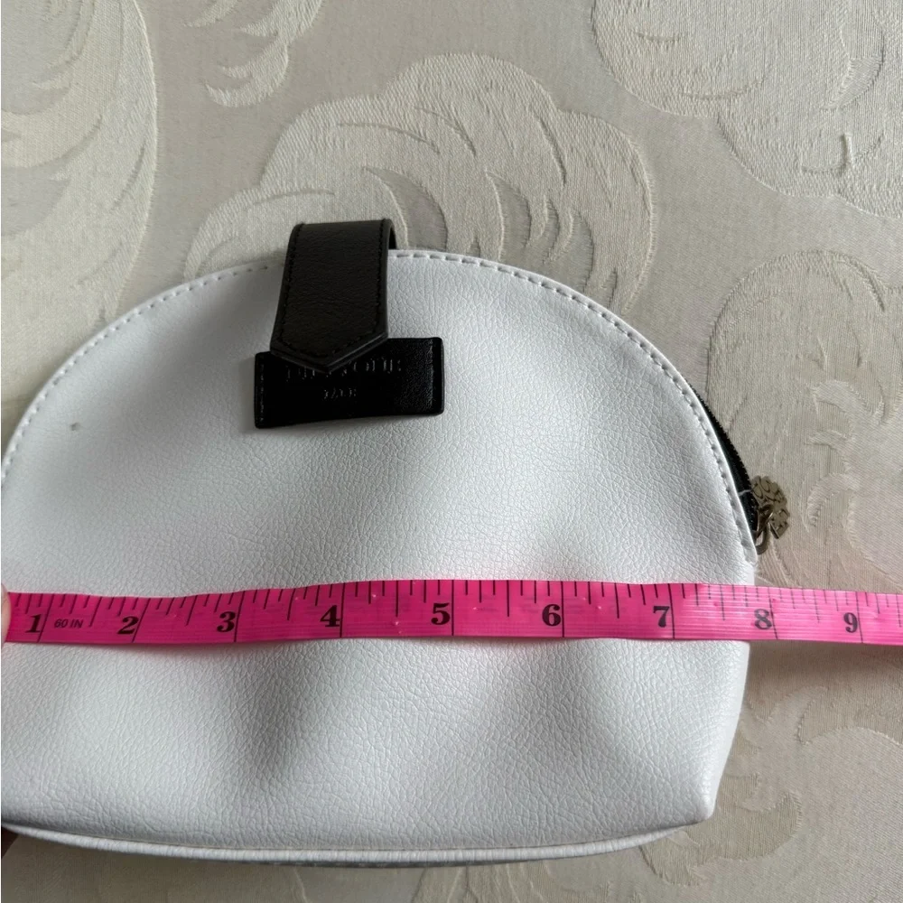 Diptyque‎ Paris White & Black Cosmetic Pouch Makeup Bag Toiletry Case